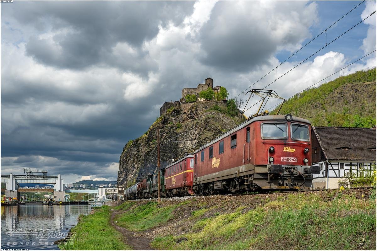 Check Train Speed Online