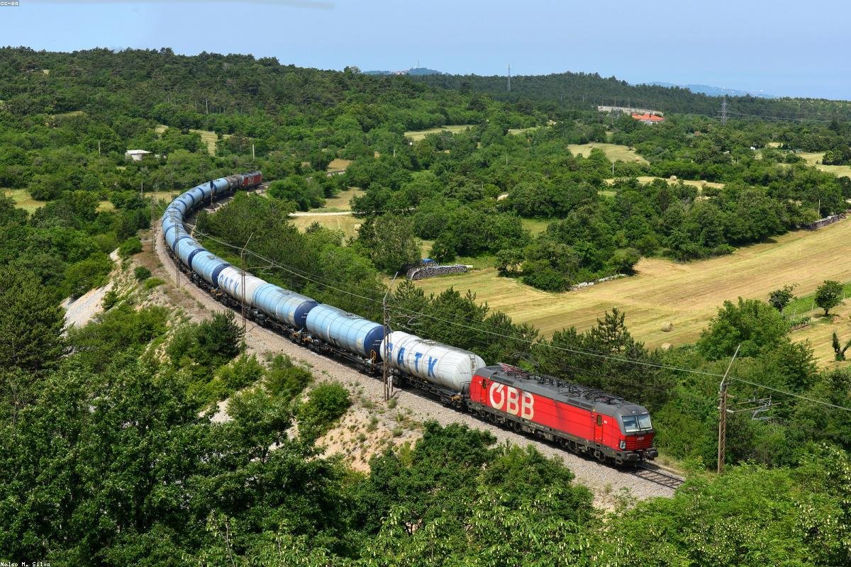 live-train-speed-meter article hero